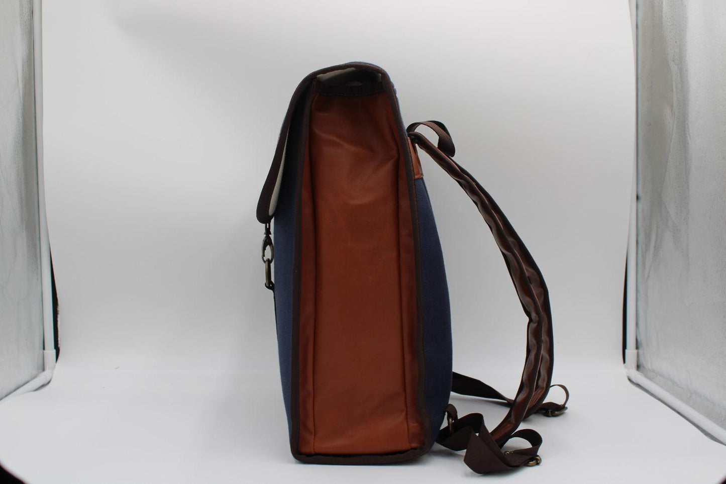 ORÉGANO BACKPACK| LONA AZUL PRUSIA